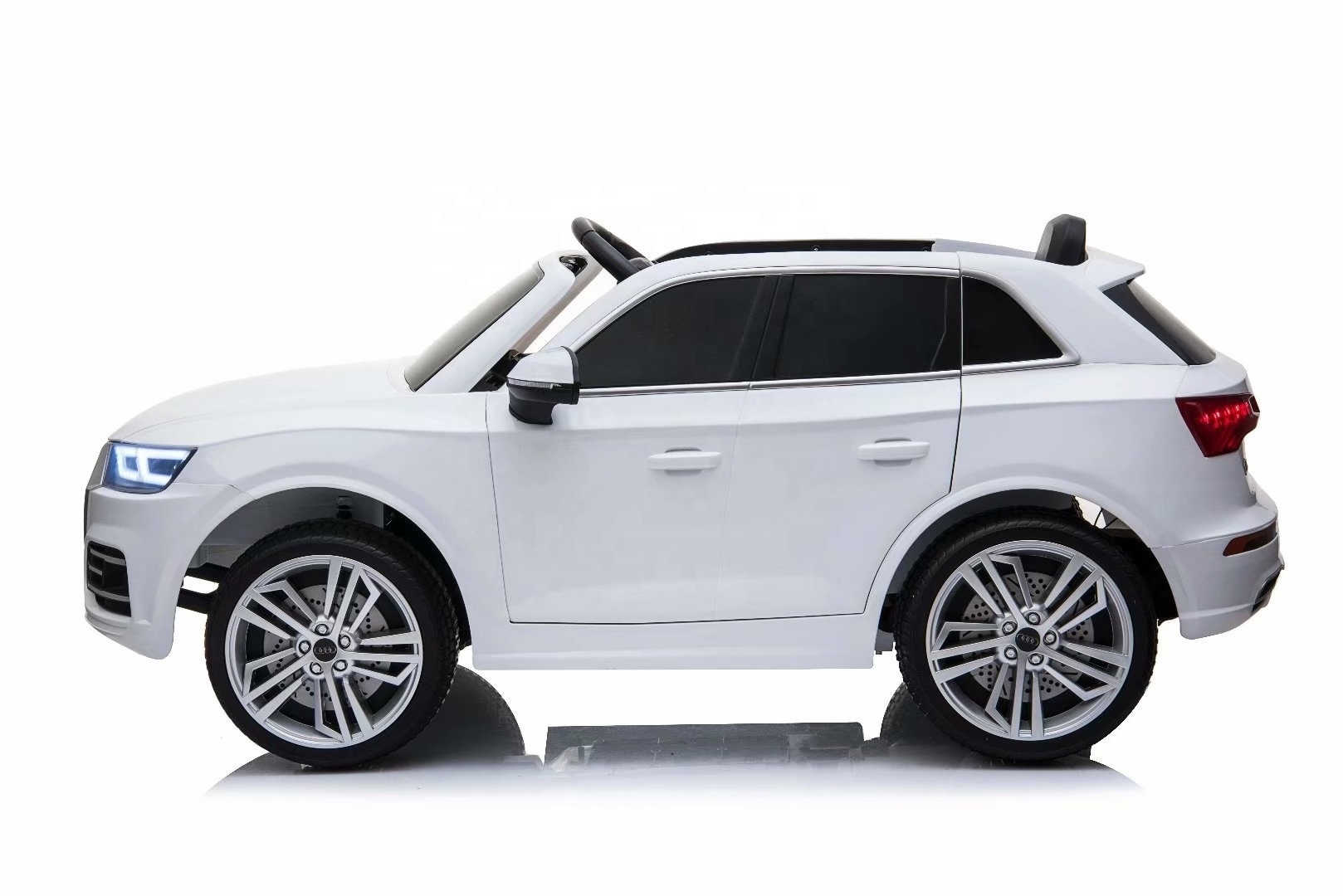 Licensed Audi Q5 baby ride on children car kids electric ride on wholesale ride on battery operated kids