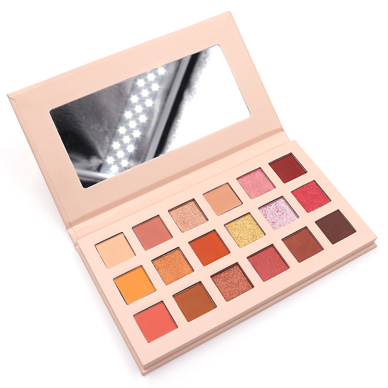 Wholesale Cosmetics Makeup 18 Color Highly Pigmented Custom Nude Eyeshadow Palette