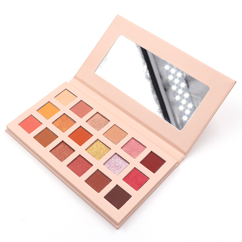 Wholesale Cosmetics Makeup 18 Color Highly Pigmented Custom Nude Eyeshadow Palette