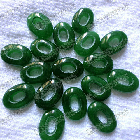 Factory price natural dyed green jade beads 13x18mm loose stones