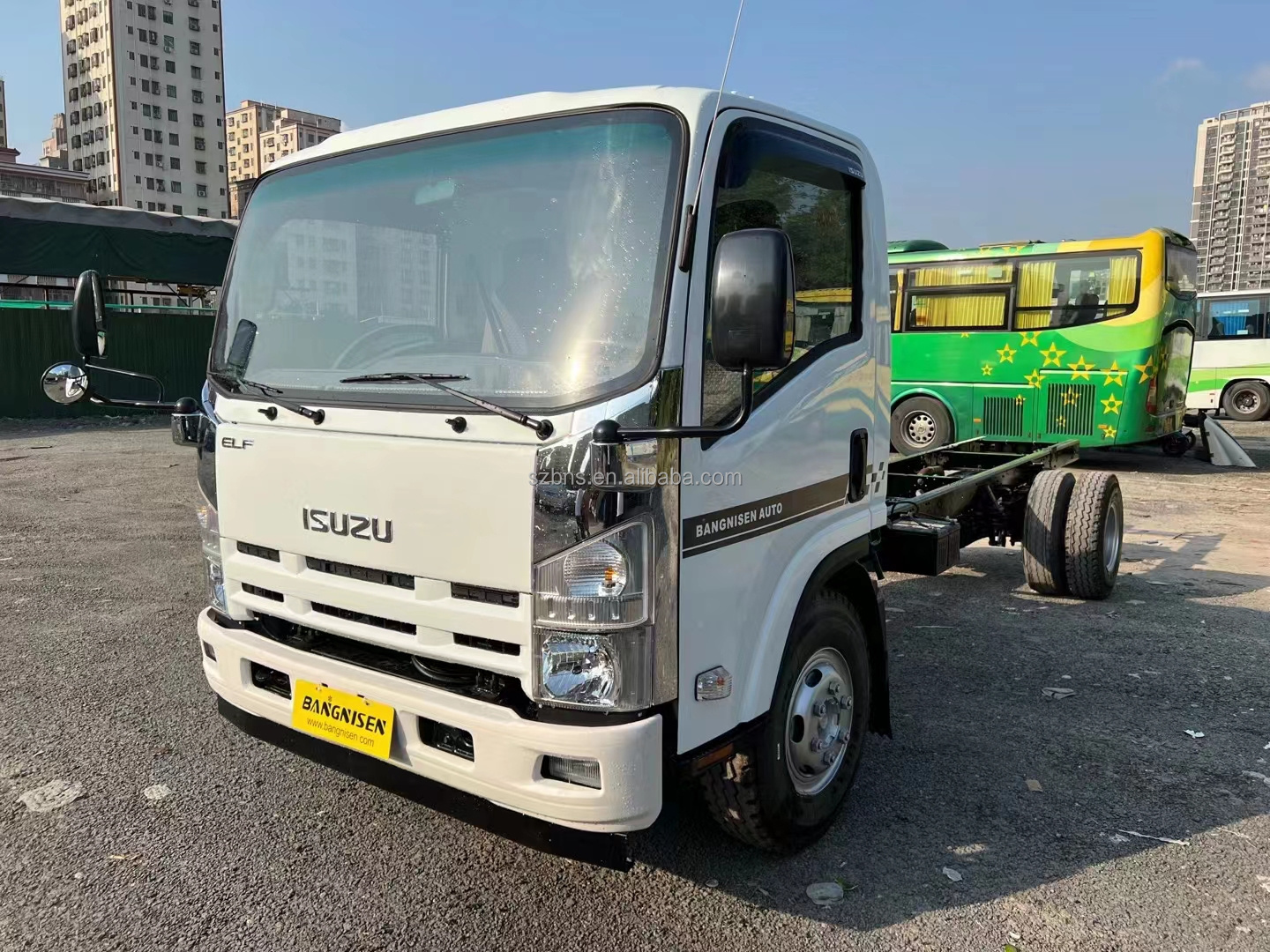 ISUZUu used truck single cabin and chassis diesel 700P truck 10 tons capacity truck for sale