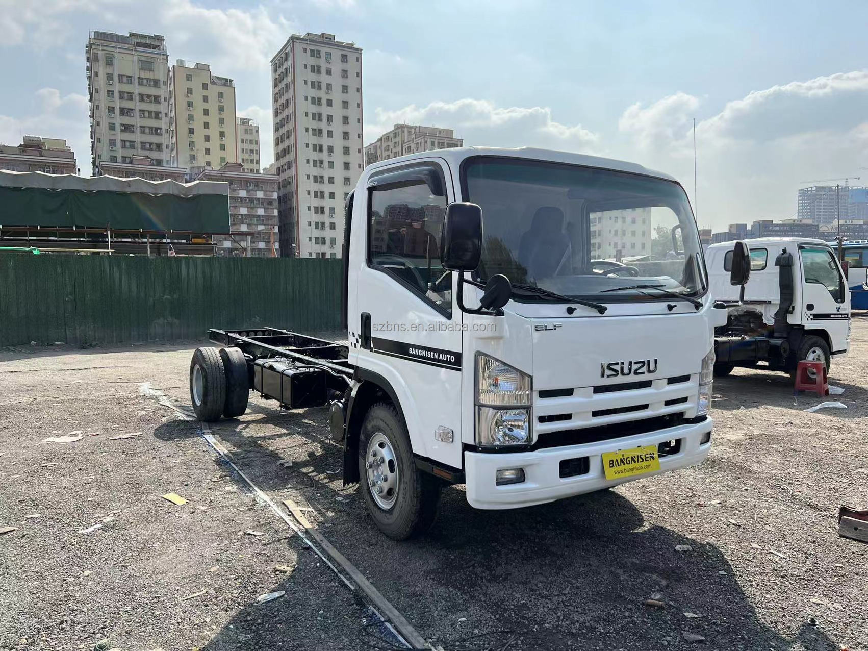 Hot Sale Used Isuzus 2WD Truck 6 Wheels  Middle Heavy Duty Trucks