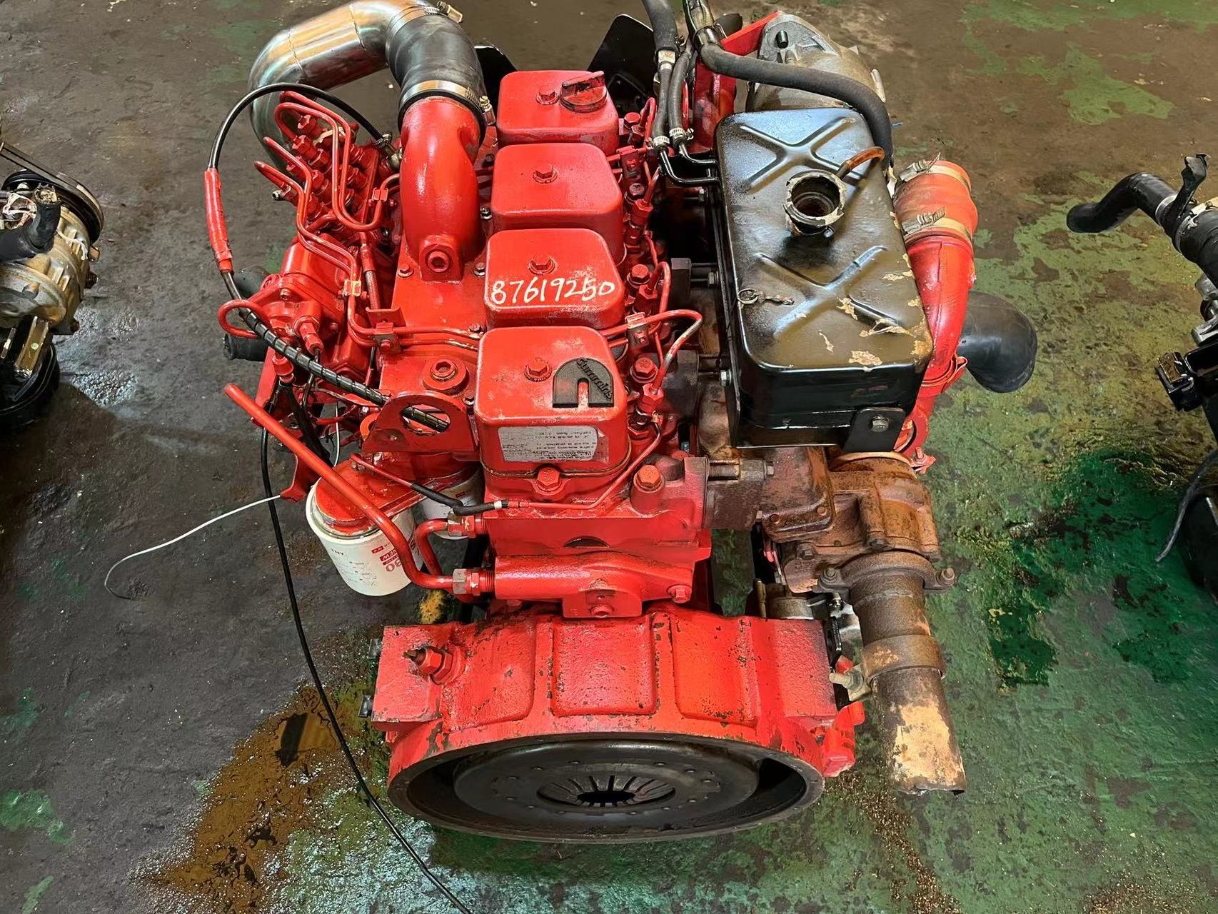 Running Well Genuine Complete Engine 4bt 3.9l Diesel Engine For Cumminss