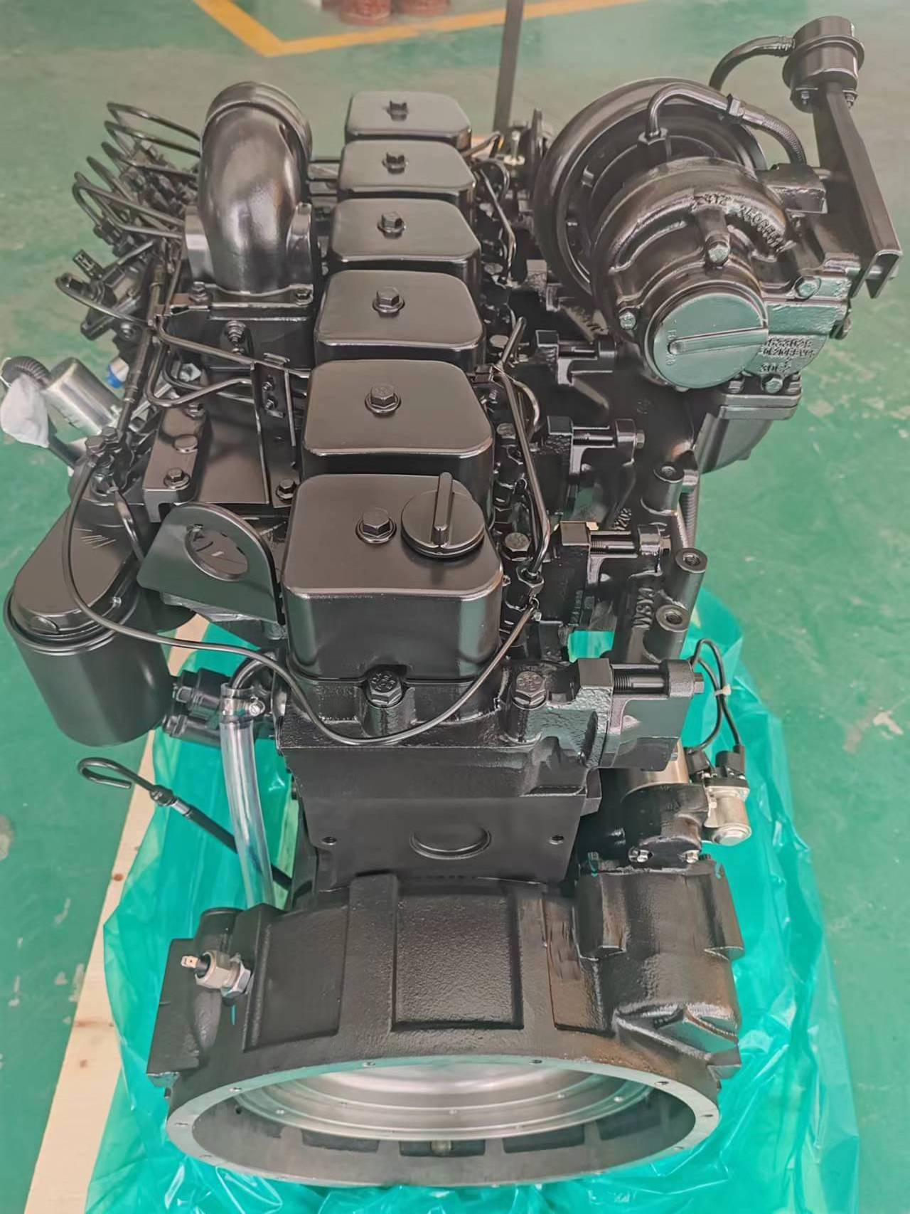 Brand New  Original Cumminss 6BT Engine with Manual Transmission Geabox  5.9L 24V