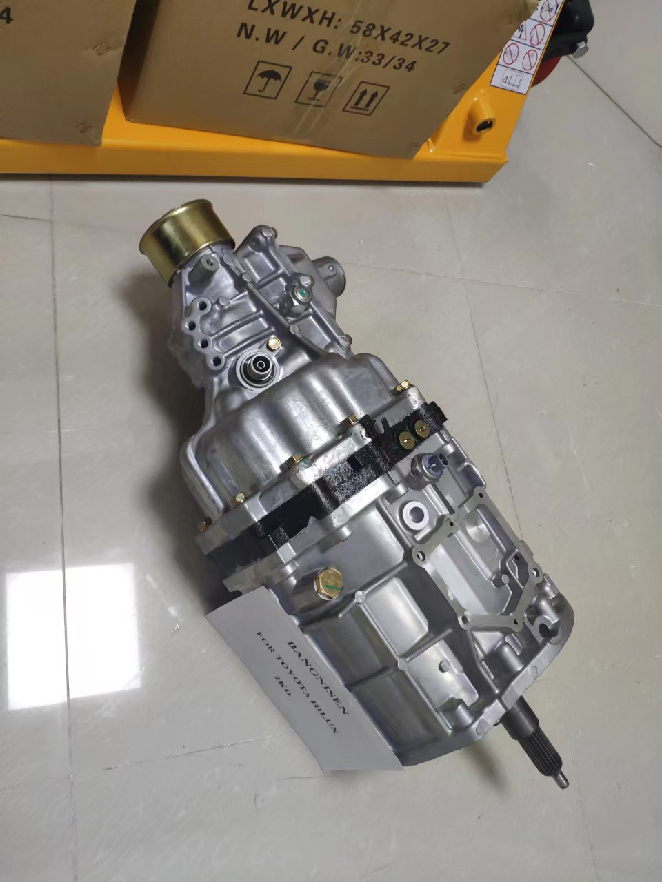 Good Quality HILUX 4Y 2KD Gearbox HILUX New Transmission For Sale