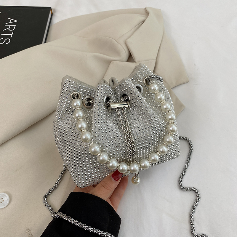 Luxurious Women's Pearl Bag Sparkling Rhinestone Embellished Shoulder Purse with Iron Chain Drawstring Evening Bag