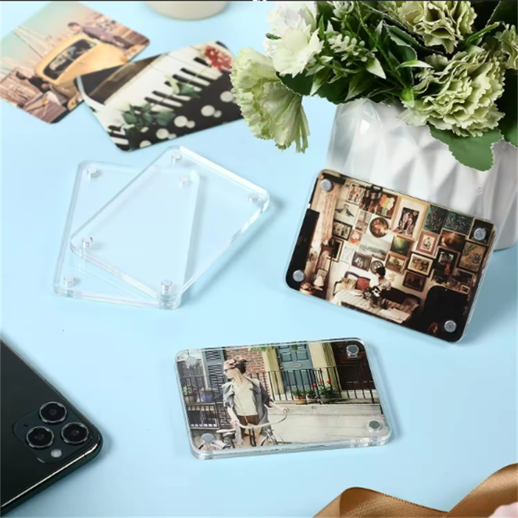 Acrylic Mini Magnetic Photo Frames for RefrigeratoDouble Sided Fridge Magnetic Picture Frame Clear Magnetic Photo Display