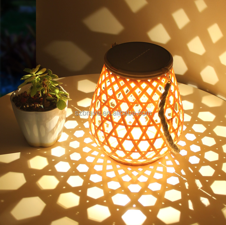 Outdoor light Solar garden hanging hand light decorative garden atmosphere floor bamboo woven outdoor lawn dew lamp