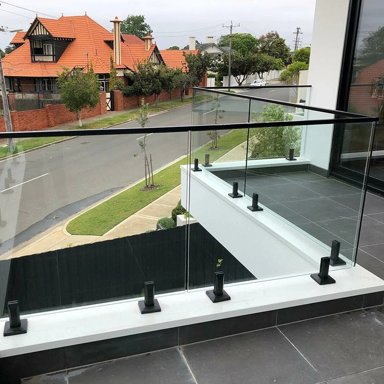 SUS 304 Spigot Glass Clamp Design Balcony Tempered Glass Deck Railings For Pool Fence Or Terrace