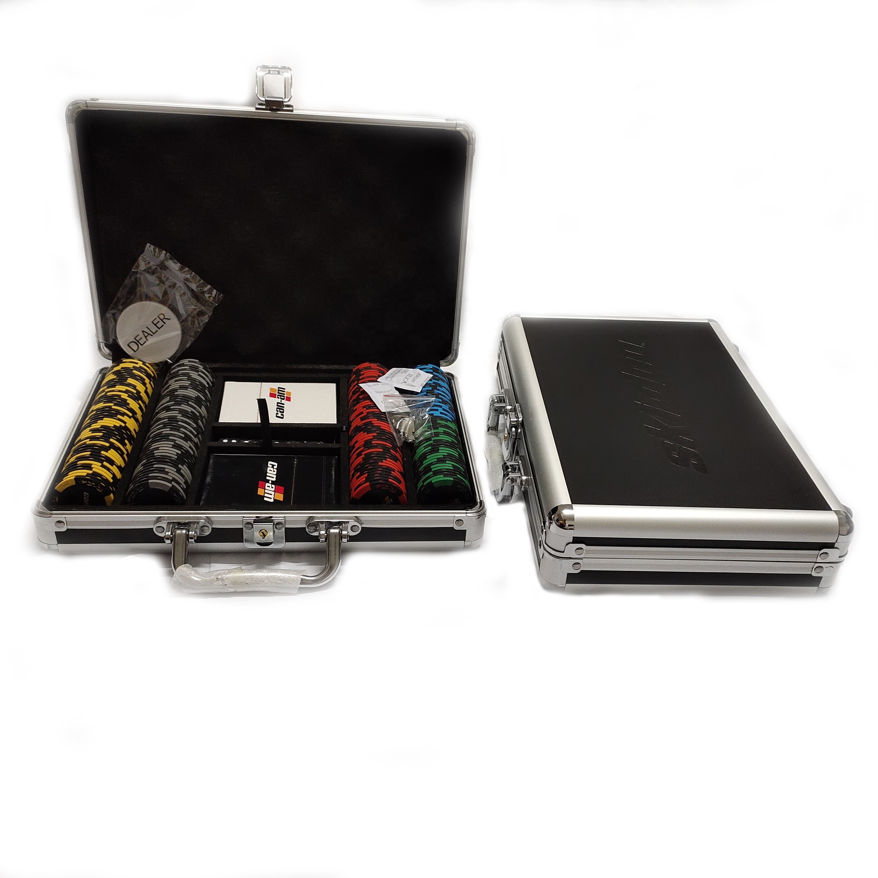 Poker Set Of 200 300 500 Chips   In PU Leather Carrying Case or aluminum case