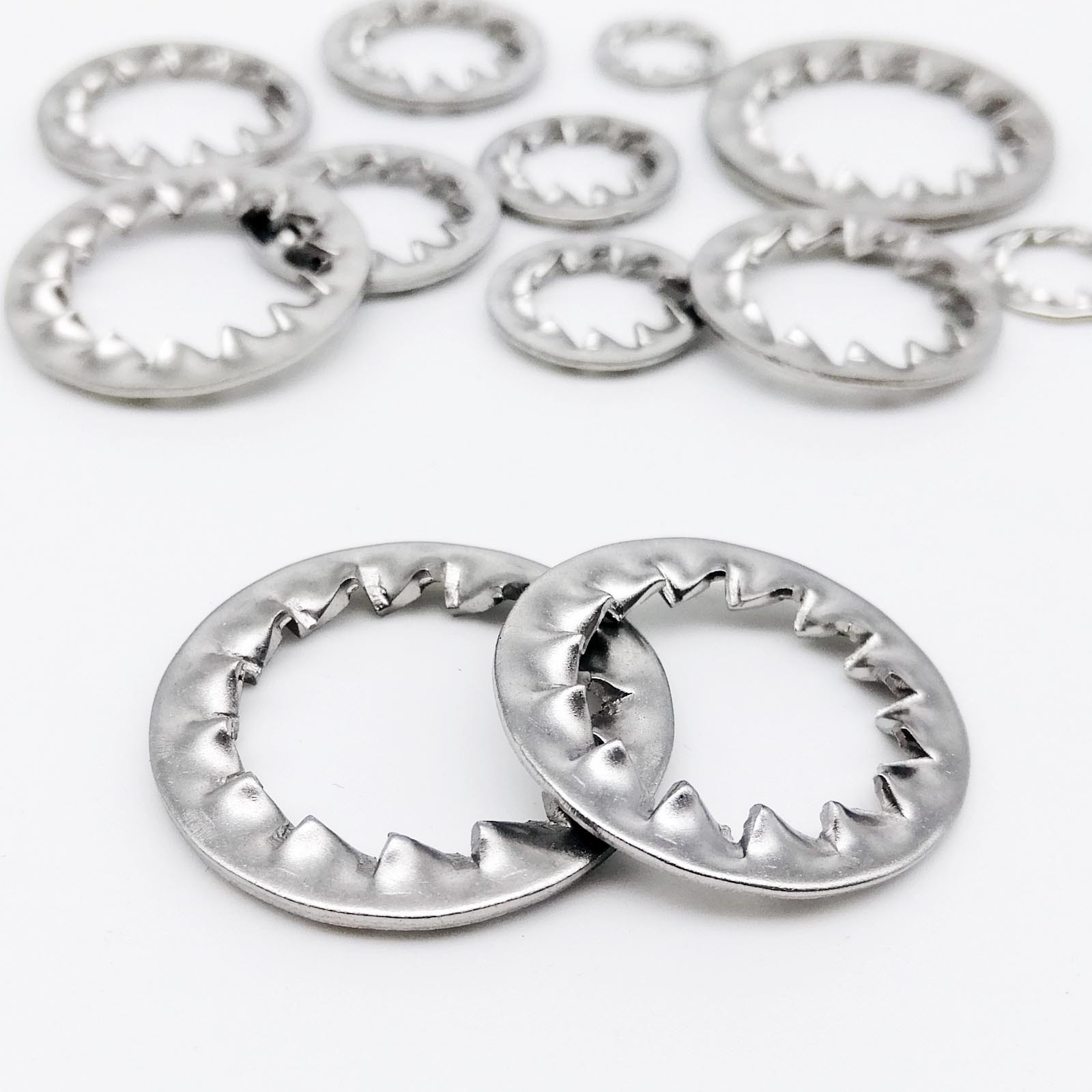 DIN6798J M3 M4 M5 M6 M8 M9 M10 M12 304 Stainless Steel Washers Internal Toothed Gasket Washer Serrated Lock Washer