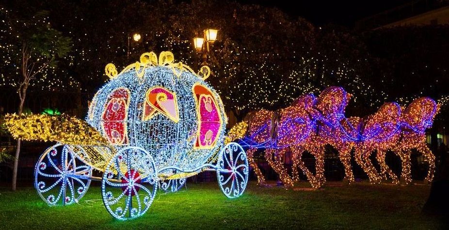 Holiday Lighting Park Decoration Outdoor Halloween Decorations Large Luxury Horse Carriage Motif Lights