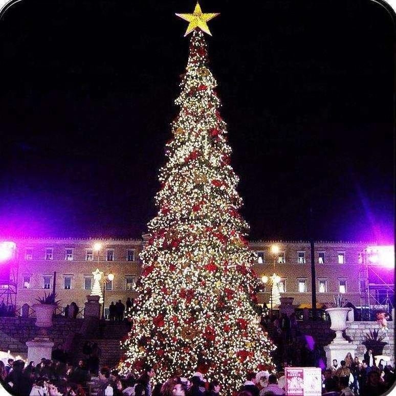 Grand Holiday Square Decoration Outdoor Waterproof Christmas Tree 2022 Lighting Christmas Tree Yellow