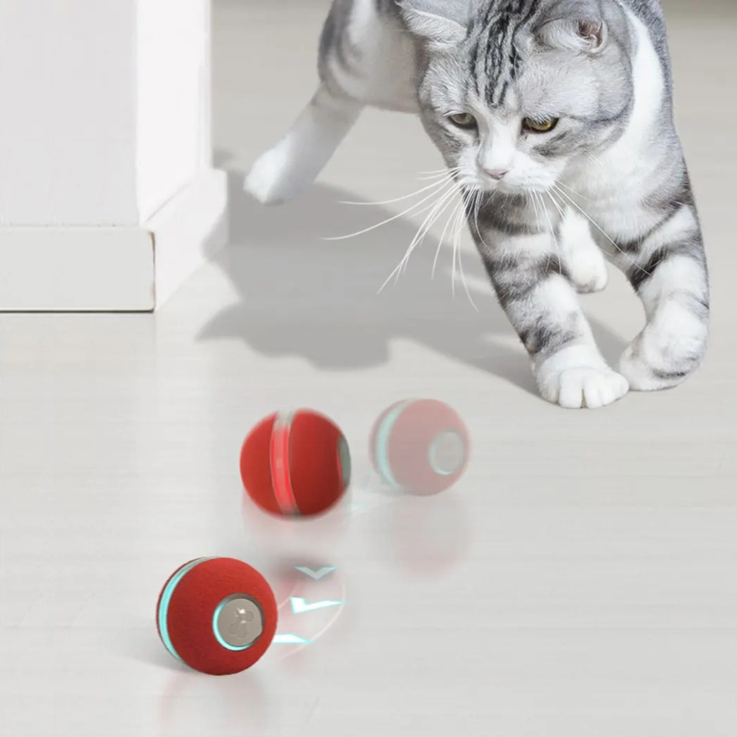 Amazon Hot Item New Design Pet Cat Toys Wicked Ball Interactive Toy Electric Automatic Companion Cat Playing Ball Mini Ball