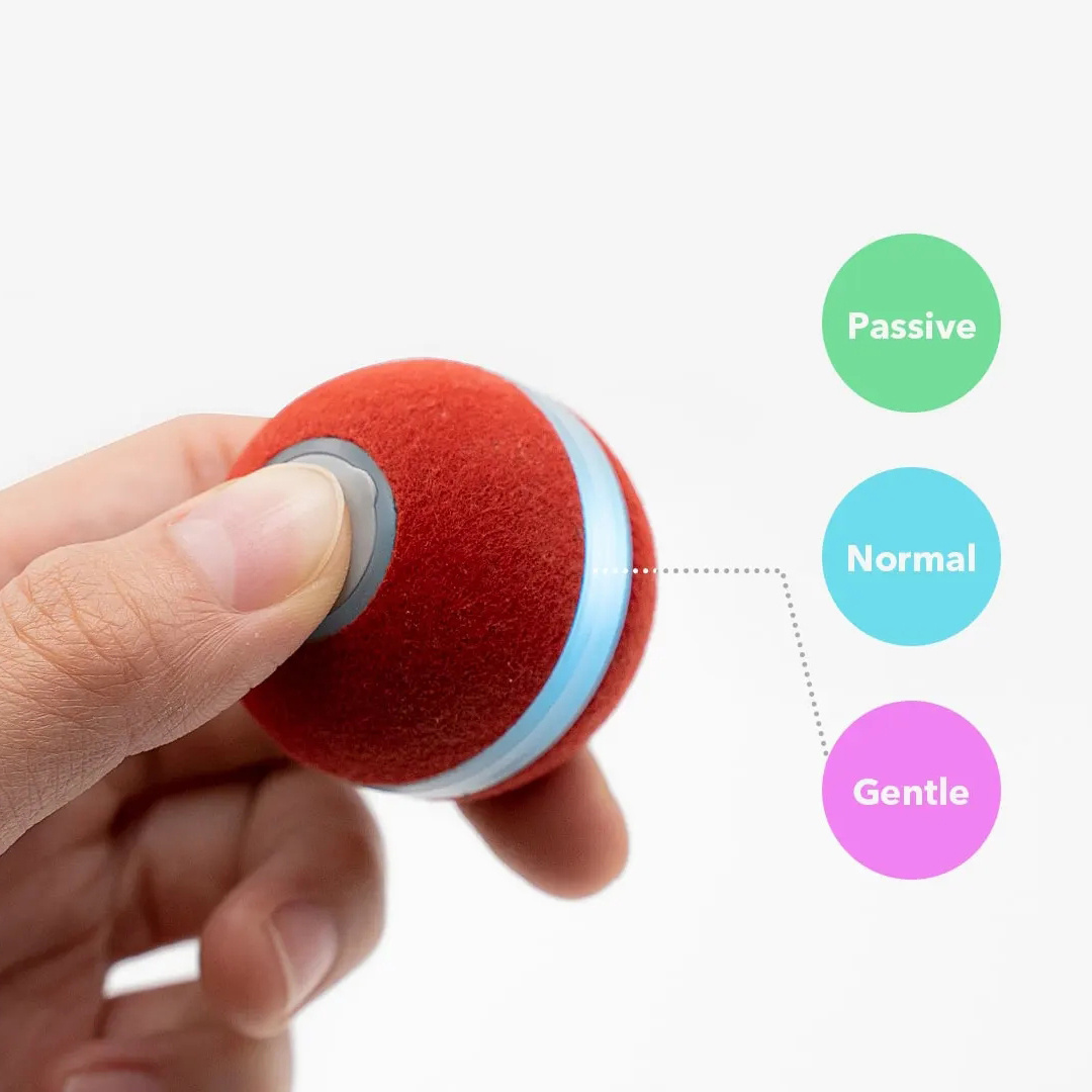 Amazon Hot Item New Design Pet Cat Toys Wicked Ball Interactive Toy Electric Automatic Companion Cat Playing Ball Mini Ball