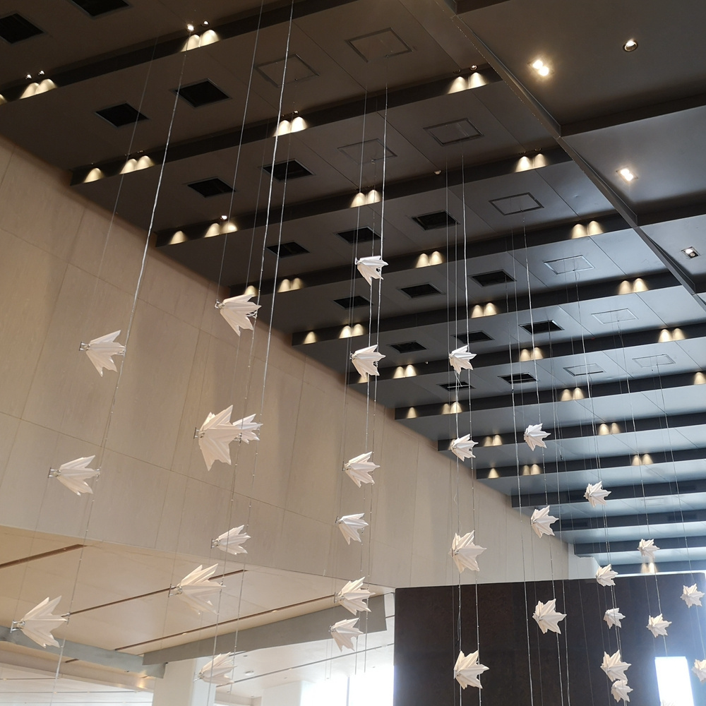 Project Lighting auto on/off Dynamic Umbrellas Kinetic Wall Art for hotel shopping mall lobby