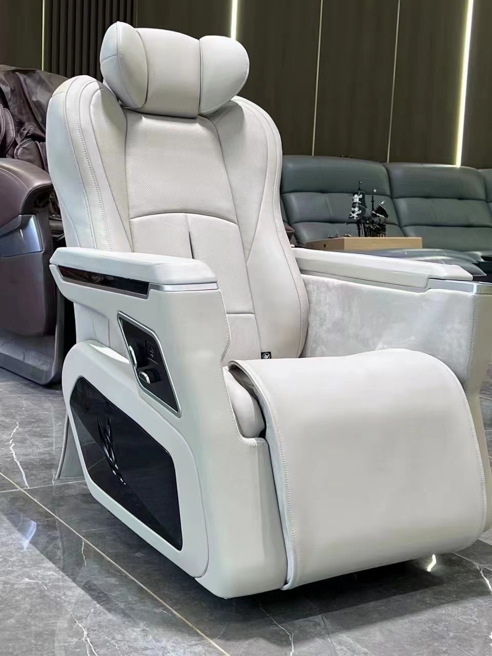 High Quality Custom New Luxury Maybach Vip Van Converted Auto Car Captains Seats For Vito W447