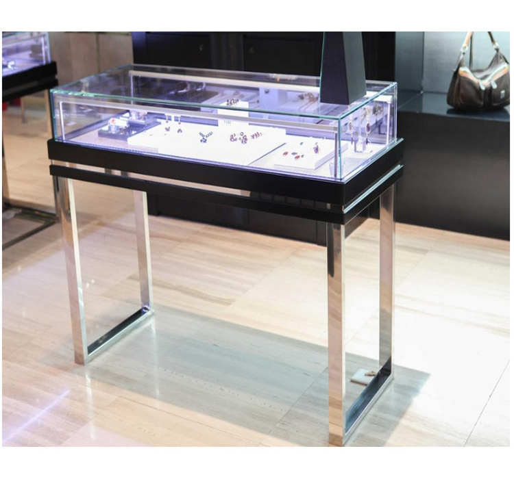 Jewelry used glass display cases / lighted jewelry display counter