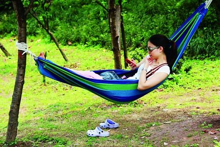 Wholesale 2022 New Outdoor bed Camping Hanging Folding Knit Hammock