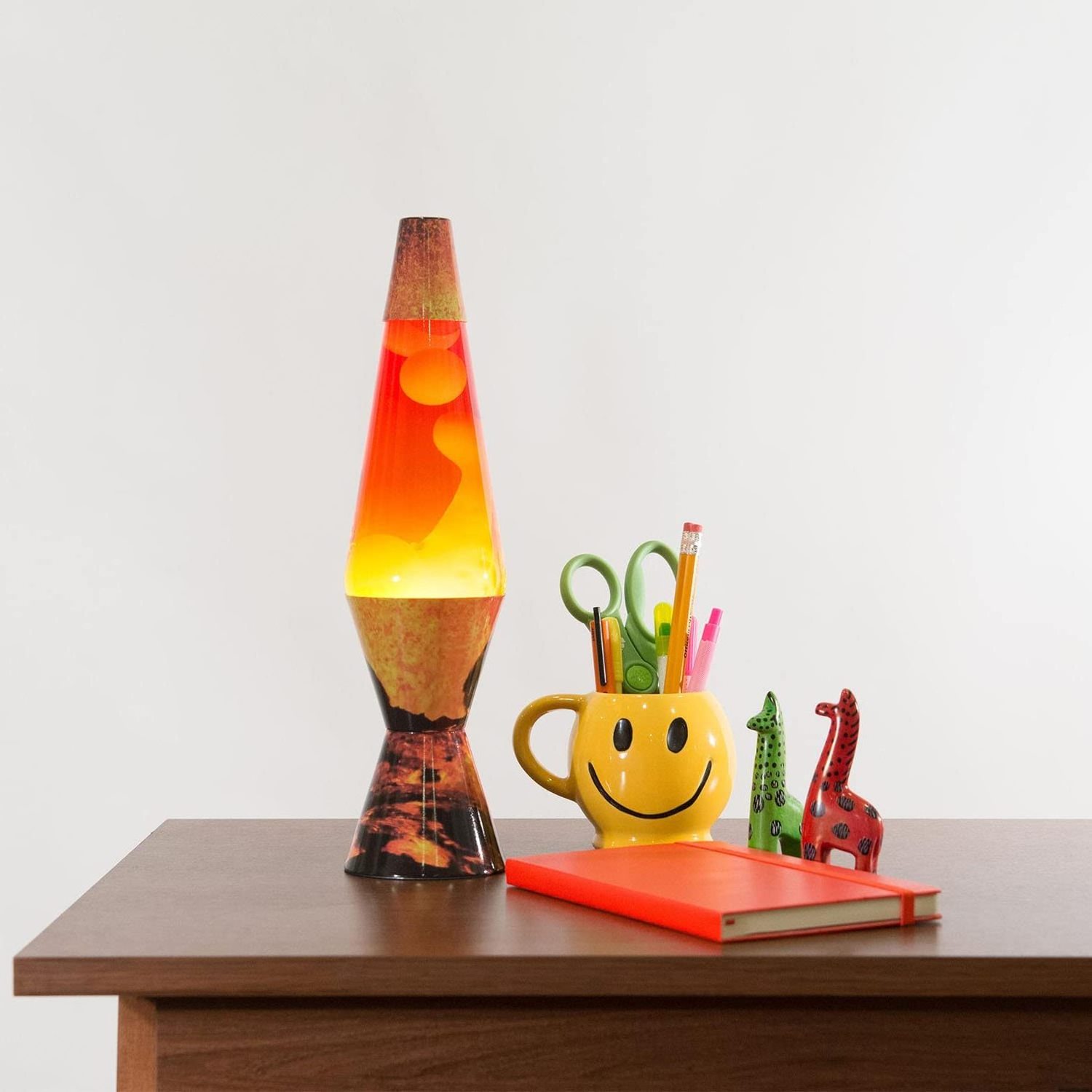 Unique Design Promotion Novelty Floor Standing Table Light Led Motion Lava Lamp Decorative Lava Night Light