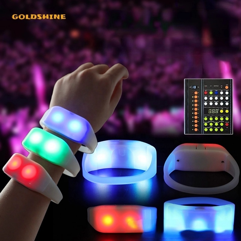 Remote Controlled LED Silicone Light Up Bracelets Wristband RGB Color Changing With 41Keys Luminous Wristbands For Clubs Concert