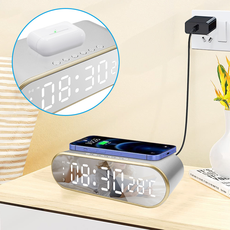 Digital LED Alarm Clock 15W Fast Charging Cordless Phone Charger Desktop Electric Mirror Clock Thermometer with Snooze Function