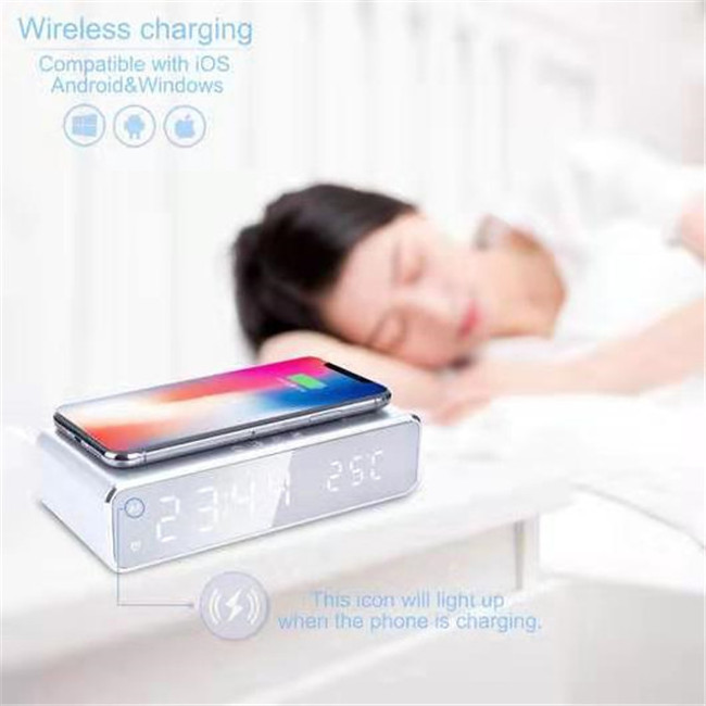 Smart Home Bedside Portable Mobile Wireless Charger LED Digital Display Wireless Charger Holder Restaurant Batteryless Charger