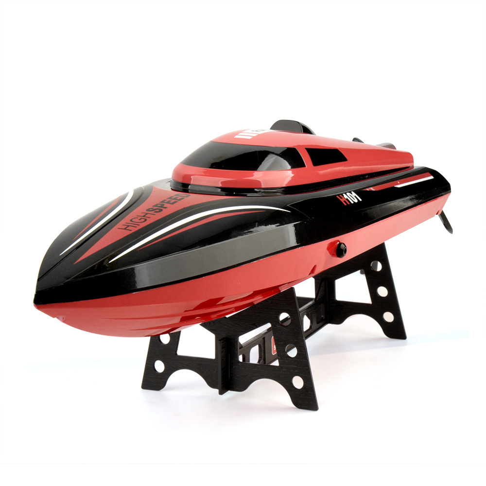 NEW RC Boat H101 Racing Boat 2.4Ghz 30KM/H High Speed Remote Control RC Boat With LCD Screen 180 Degree Flip Electric Speedboat