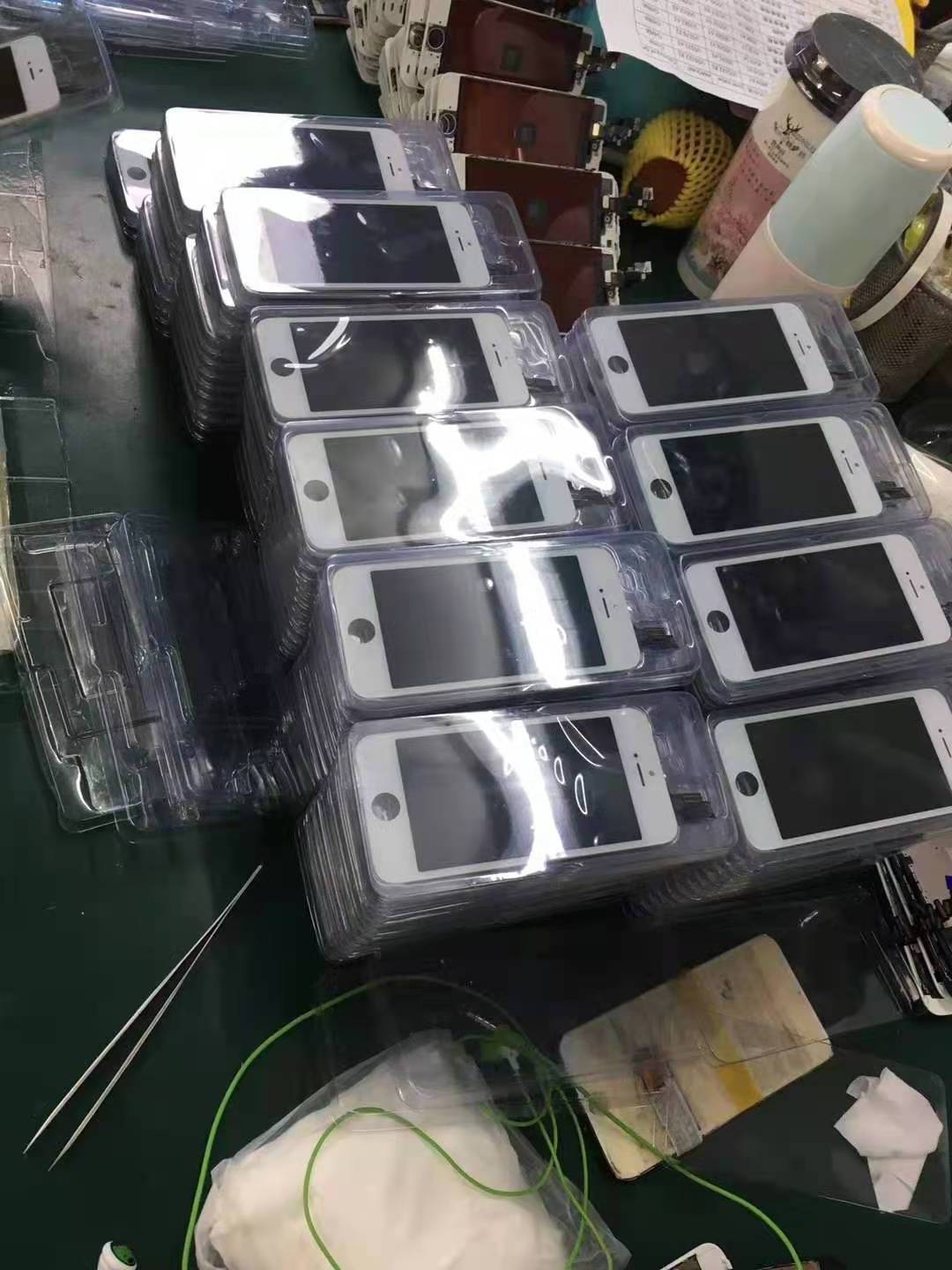 Factory mobile phone mobile LCD screen is suitable for iPhone 12  6S 7 8   display mobile phone screen touch LCD screen