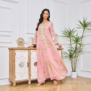 Cross-Border Middle East 2023 Spring New Muslim Hot Gold Fashion Robe With Belt Pink Dress