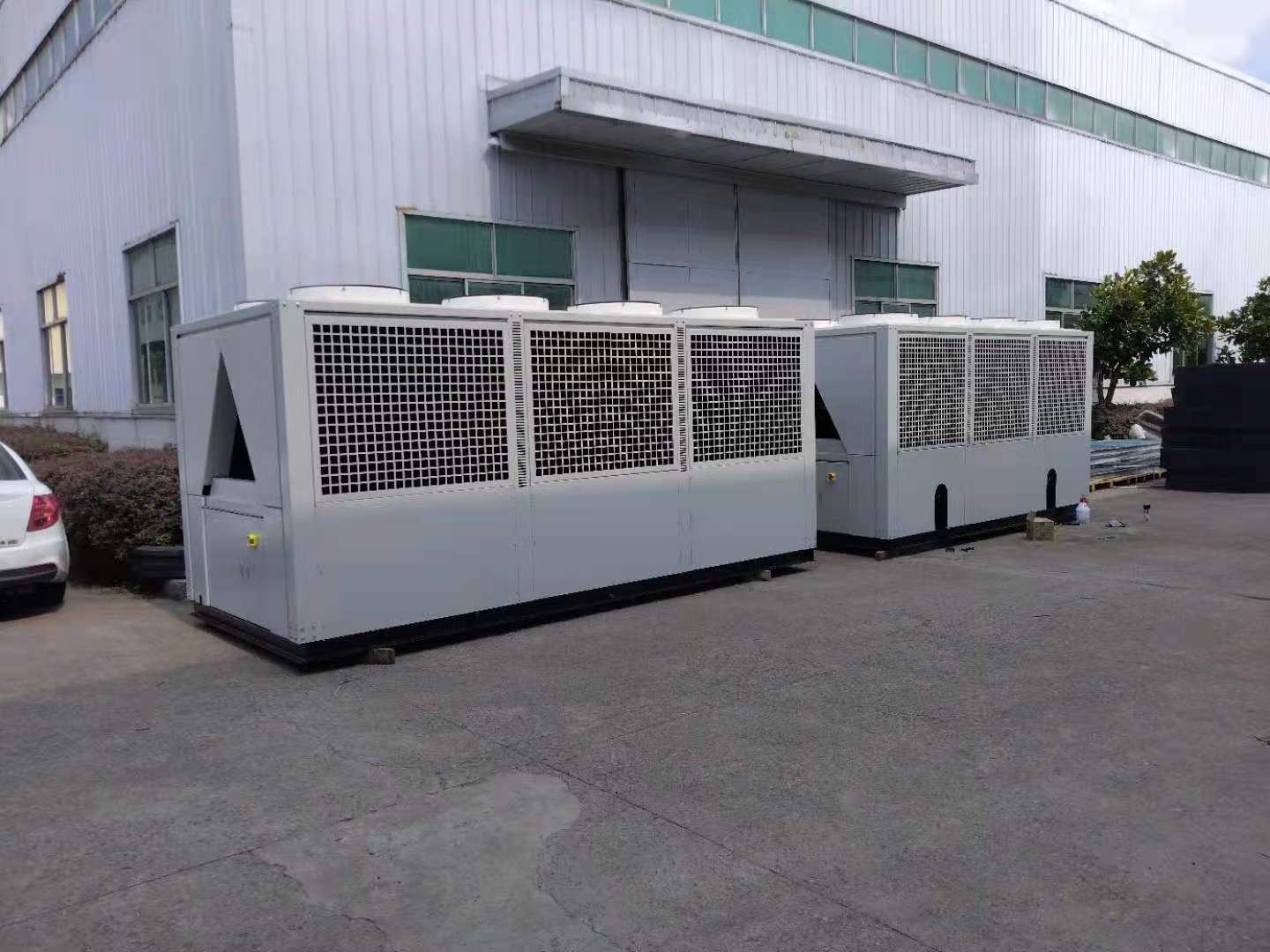 High efficiency and energy-saving  Air Cooled screw /scroll type Water Chiller  plastic injection mould/ PE and PVCextruder line