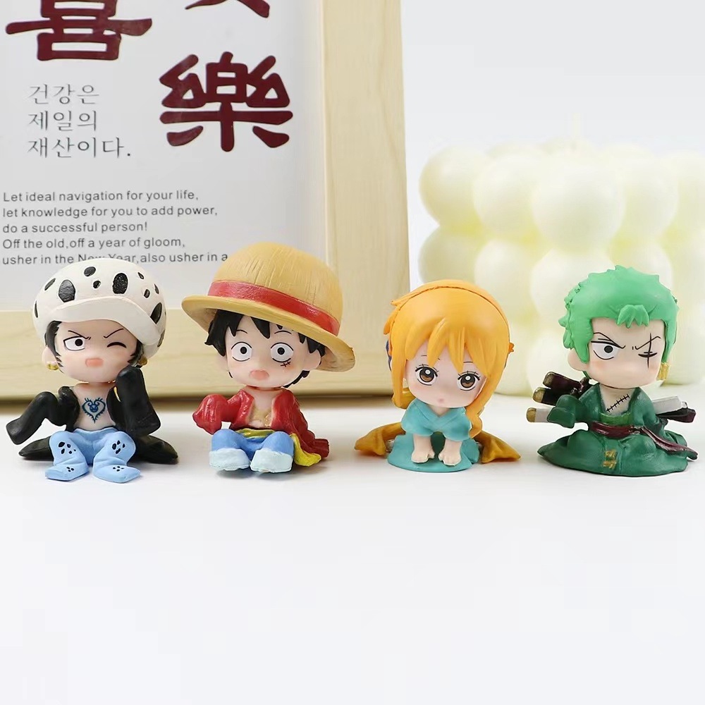 Fashion Action Figure Toy Collection 3D Cartoon Anime Cute One Piece Luffy Car Decoration Garage Kit Model Deformed Gift Figure