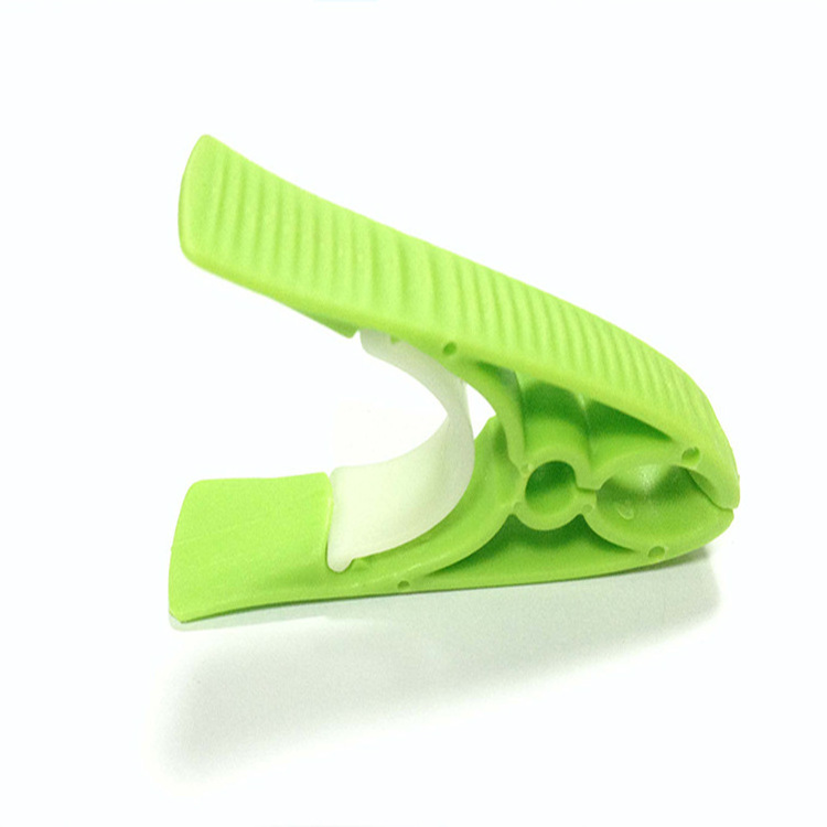 without metal no spring household wholesale eco-friendly clothespin plastic clothes pegs & sock clips