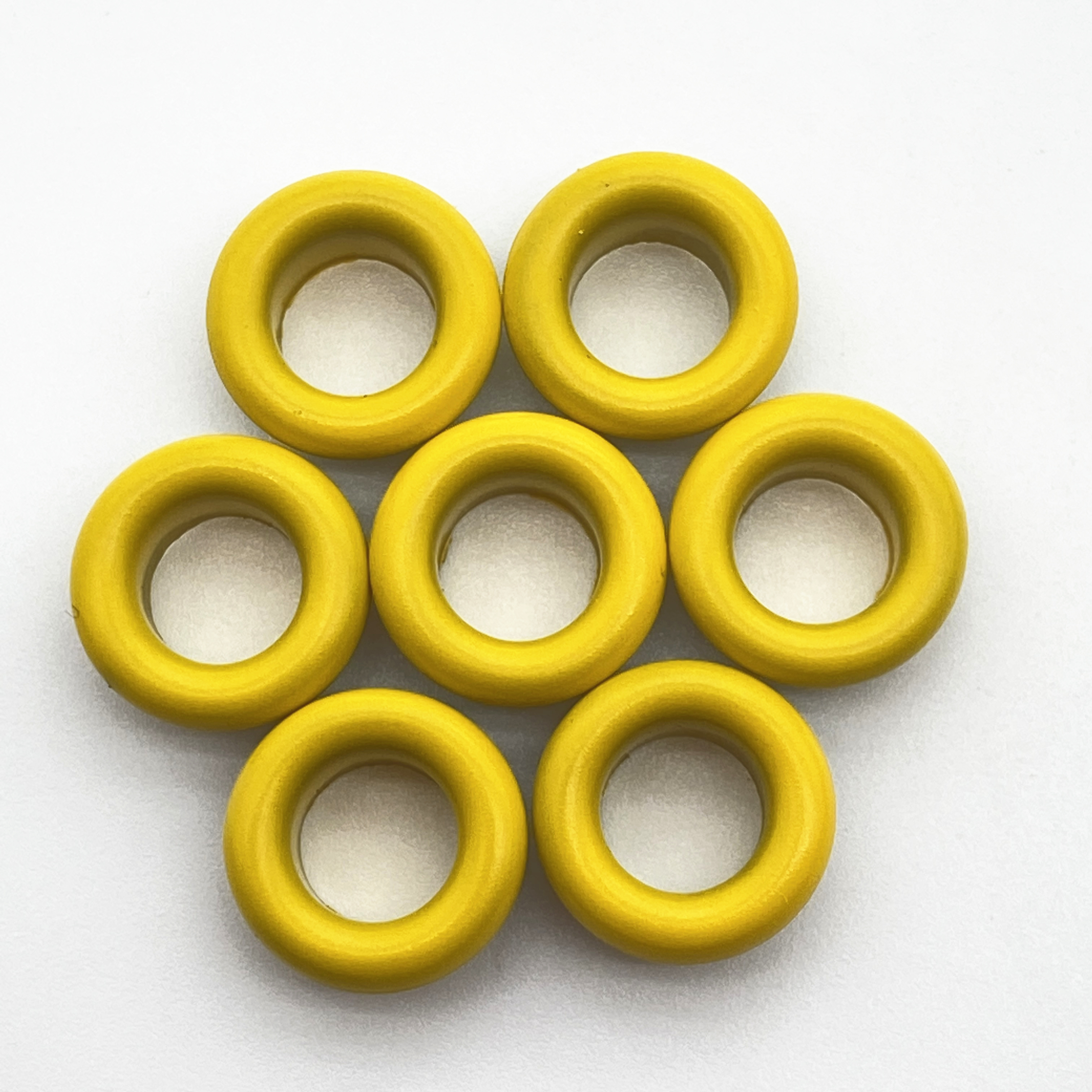 Factory Price Multi Size Metal Grommets Eyelets Brass Stainless Steel Eyelets for Bag Shoes And Garment Accessories