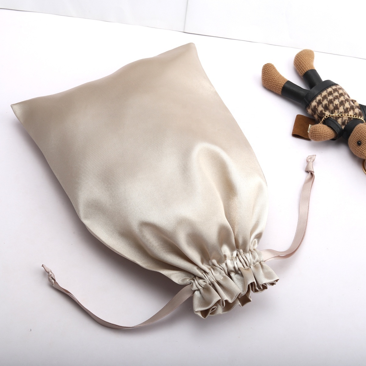 High End Large Satin Drawstring Bag For Hair Extension Wig Luxury Underwear Silk Storage Pouch Gift Satin Bag