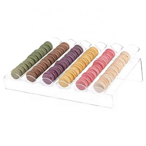 Wholesale Acrylic Food Display Cracker Serving Stand Transparent Acrylic Cracker Tray Cracker Holder Macaron Display Tray