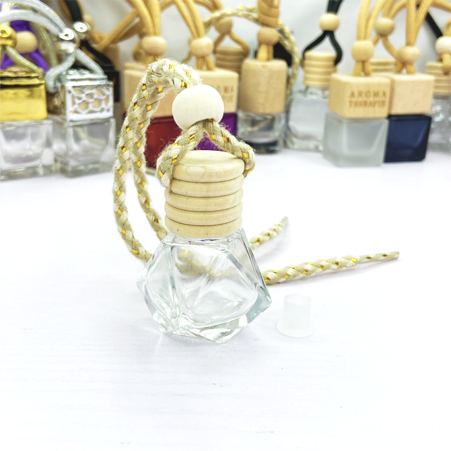 6ml Luxury Diamond Aroma Diffuser Bottle Car Perfume Diffuse Hanging Empty Bottle Hot Stock