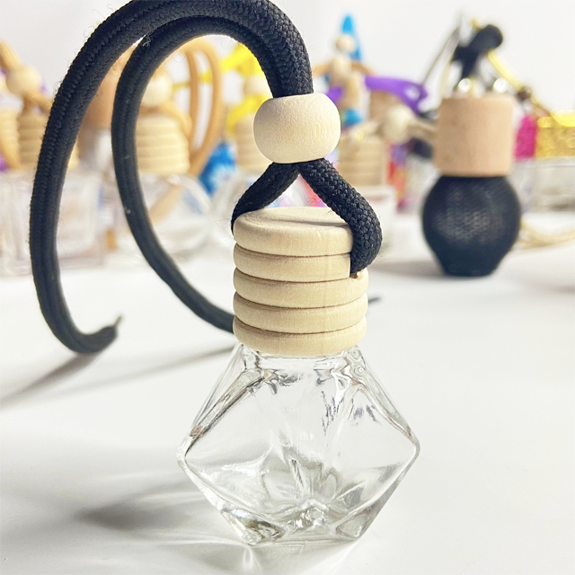 6ml Crystal Triangle Glass Essential Oil Pendant Diffuser Bottles Hanging Car Perfume Bottle