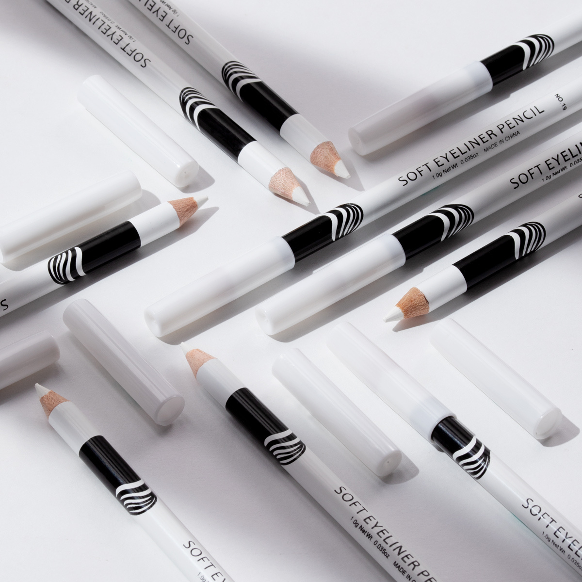 Menow P112 12 pieces/box Makeup Silky Wood Cosmetic White Soft Eyeliner Pencil Menow highlight pencil