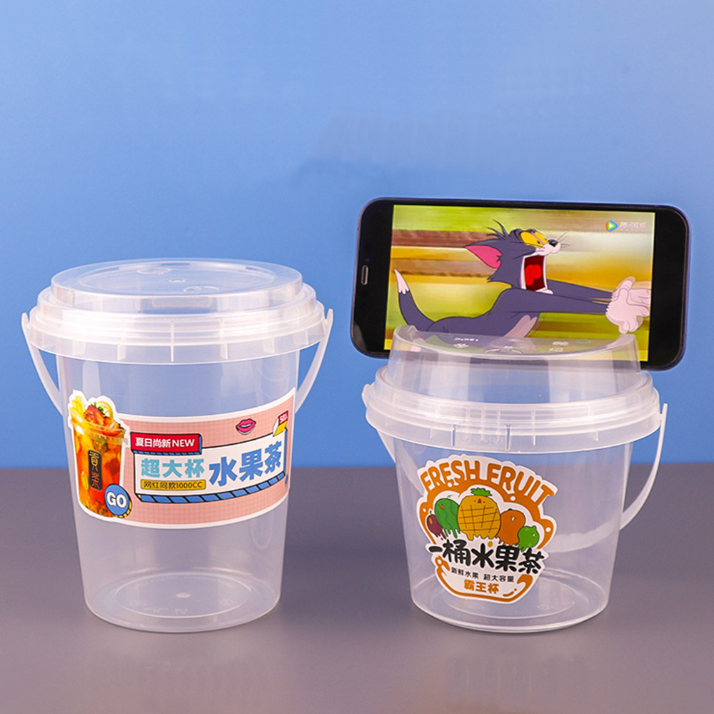 Custom 32oz Clear Fruits Buckets cups with handle Wholesale Disposable bubble tea drinks plastic containers with lids