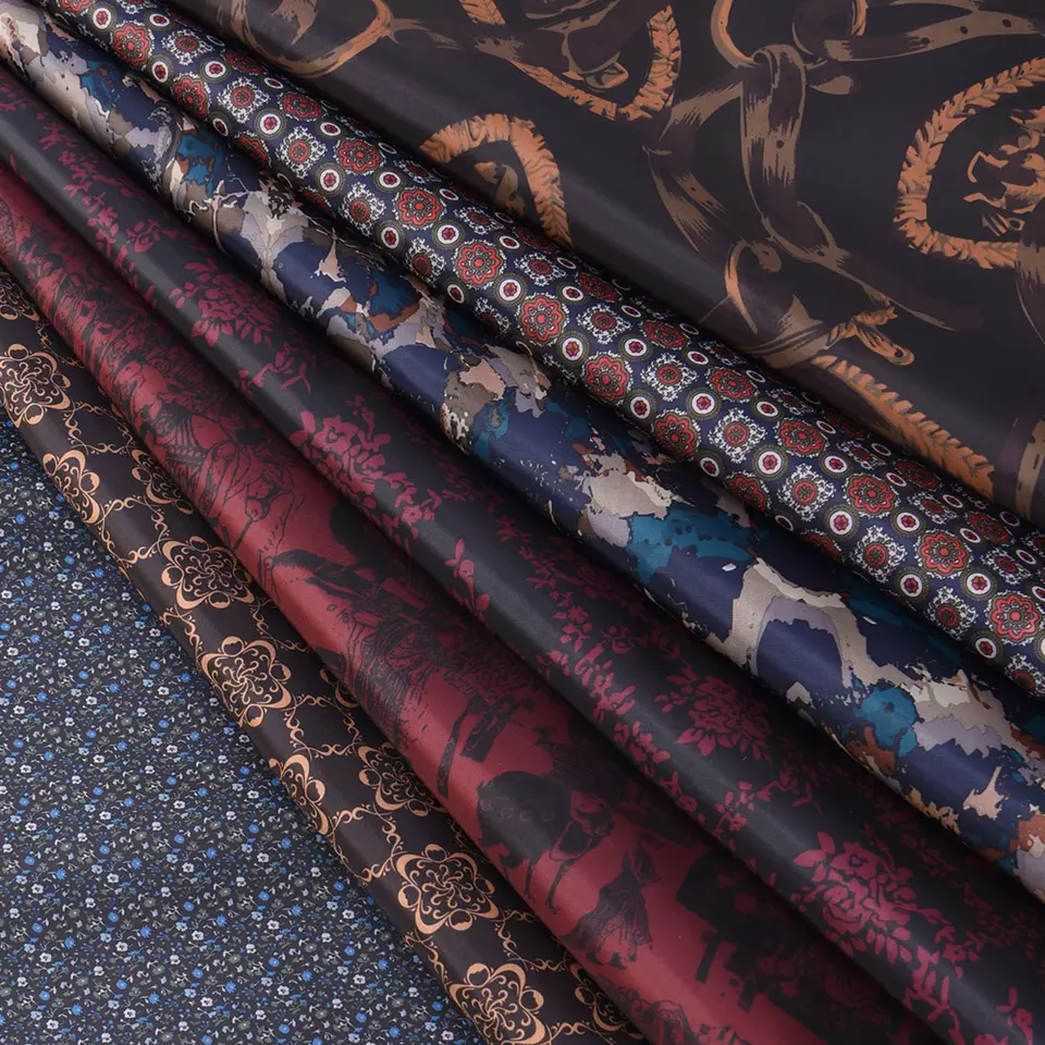 High quality fashionable vintage printed lining fabric 190T breathe polyester taffeta fabric