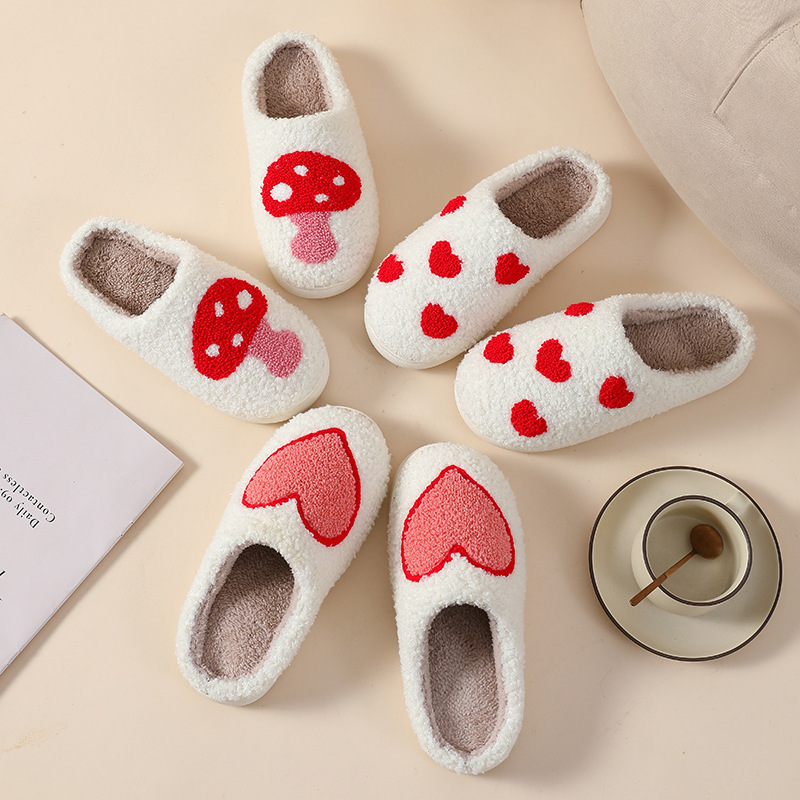 Cartoon Smile Mushroom  Design Woman Slides Hotel Slippers House Indoor Happy Face Home  Winter Furry Plush Slippers