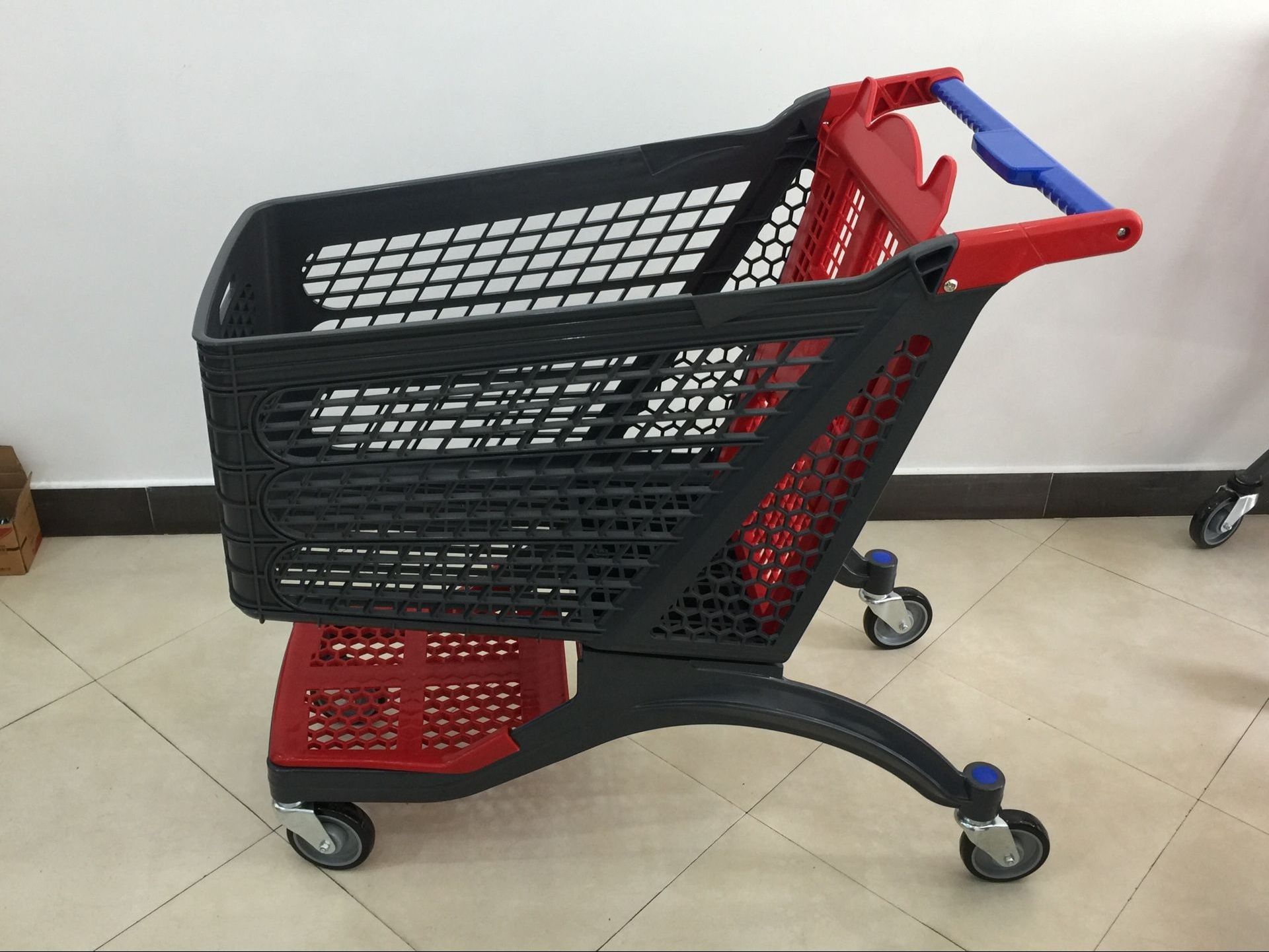 Hot sale customized plastic cart grocery store supermarket shopping trolley cart with baby seat