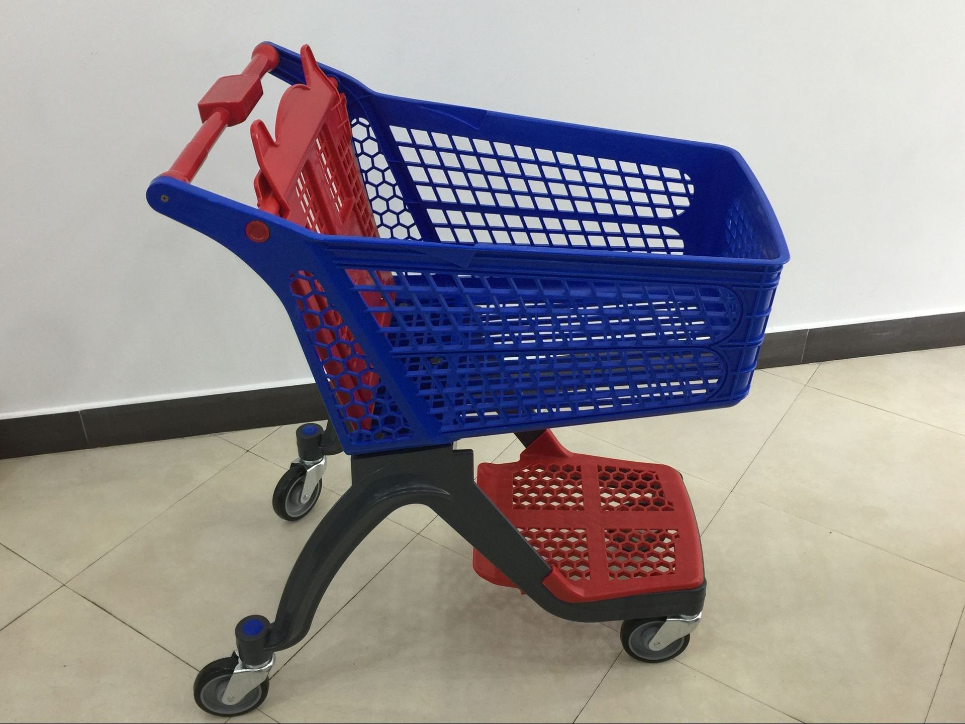 Hot sale customized plastic cart grocery store supermarket shopping trolley cart with baby seat