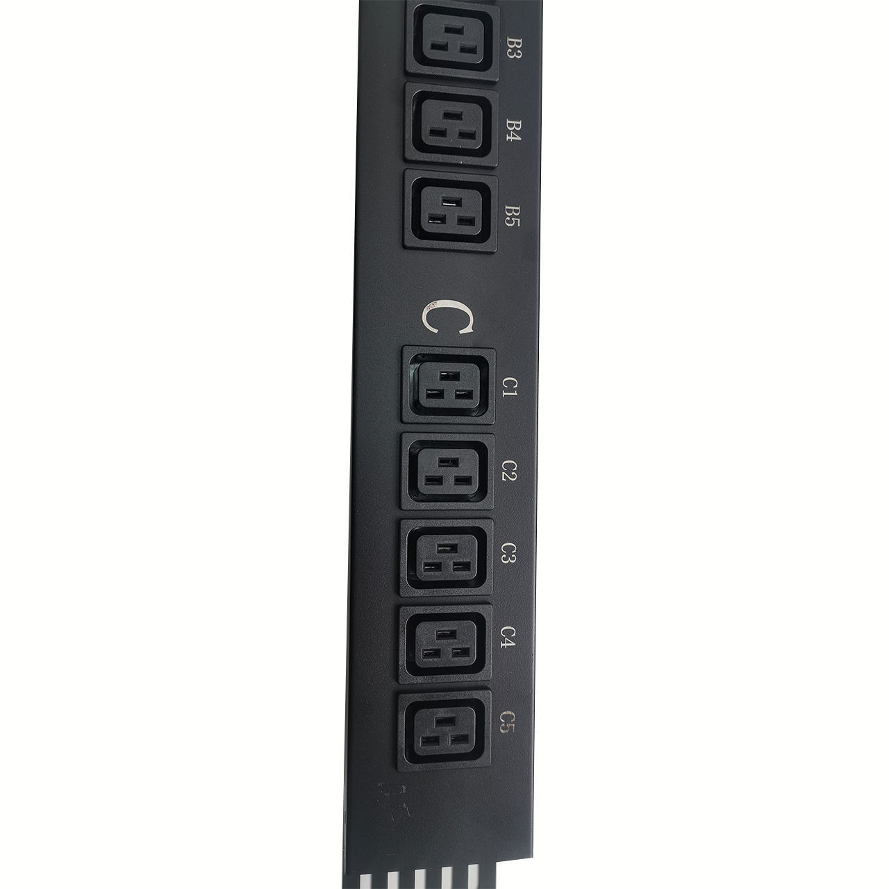 Horizontal Installation Power Distribution Unit 80A 3 Phase 15 Sockets Rack 415V Servers And Pdu