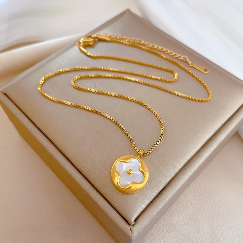 Women Pendant Necklace 18K Gold Plated Stainless Steel Jewelry Box Chain Shell Four Leaf Lucky Clover Necklace