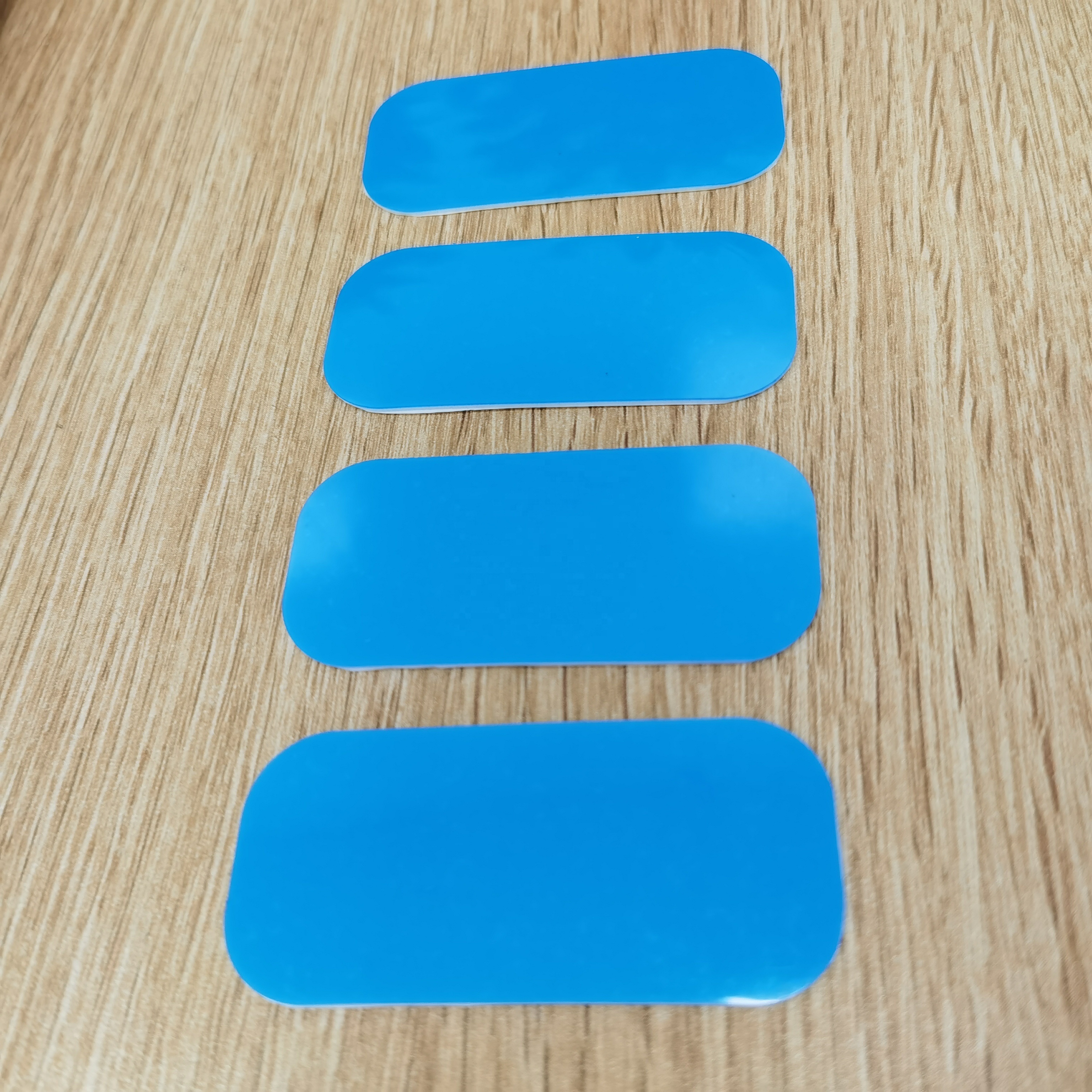 Custom Blue Color Gecko Tape High Heat Resistant Self Adhesive Sticky Gel Mat Silicone Anti Slip Shiny Adhesive Grip Tape