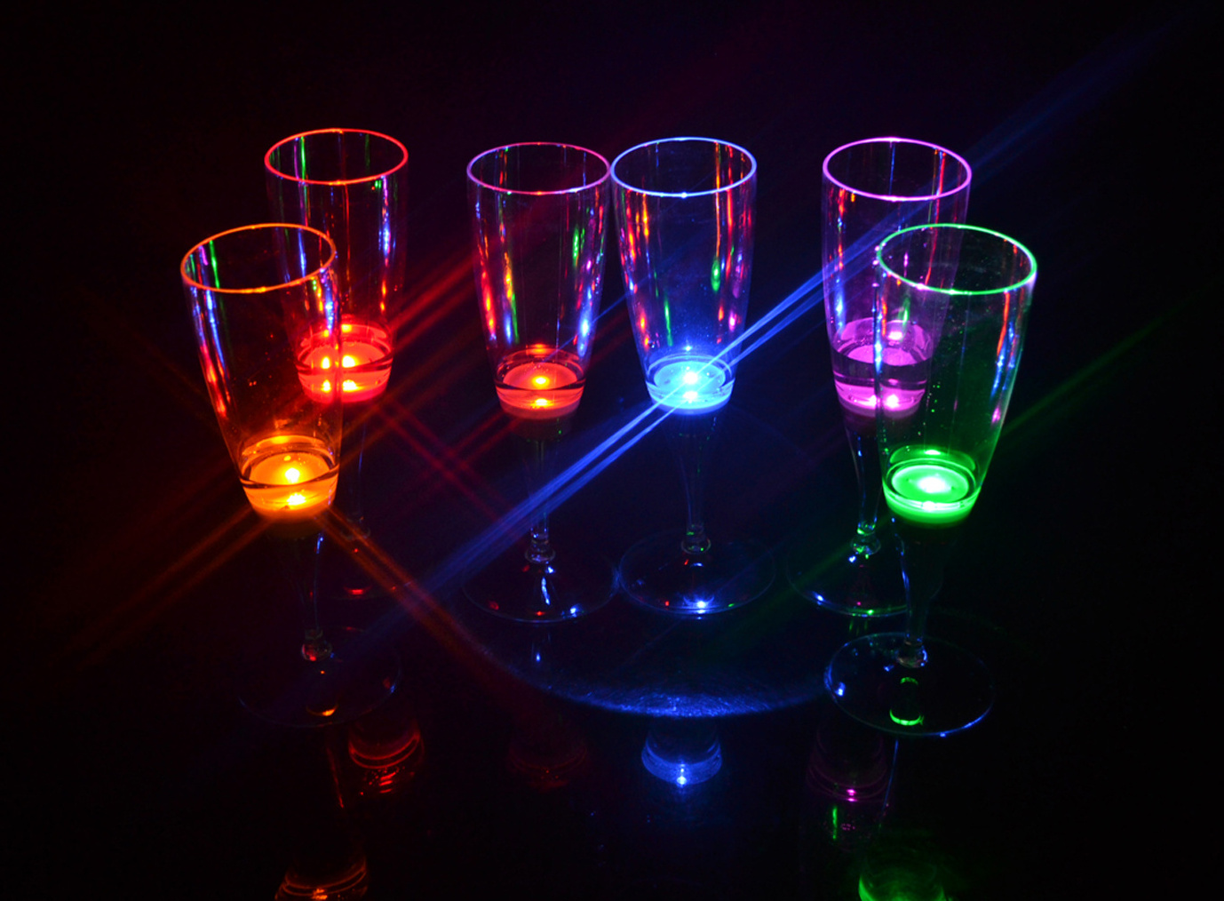 LINLI Set Of 6 Liquid Activated Flashing Light Up Blinking Cocktail Whisky Dinker Glow Mugs LED Wine Champagne Flutes Glass