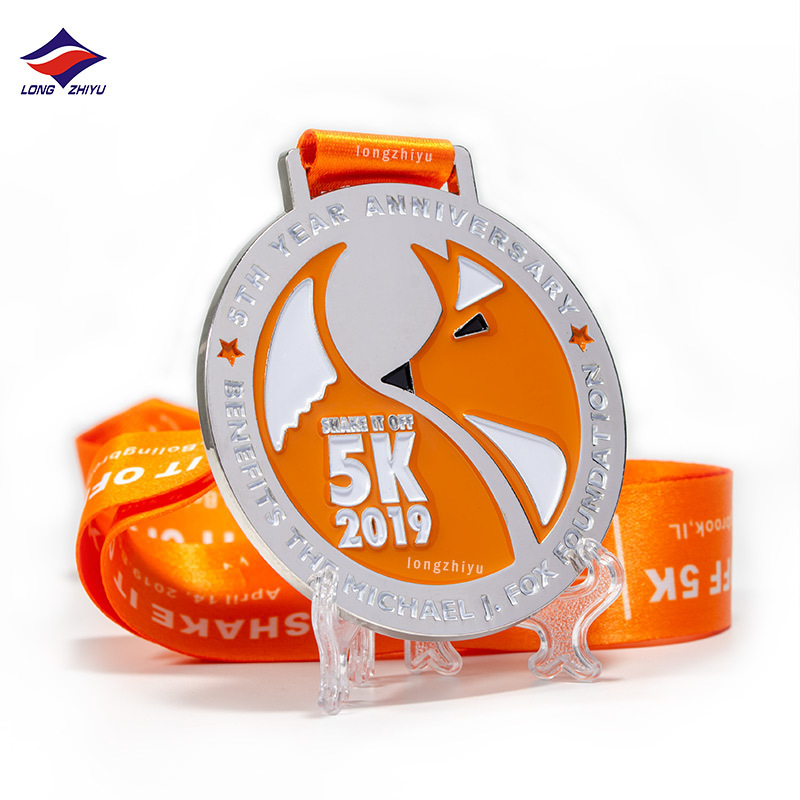 Longzhiyu metal marathon race medal factory custom 5k soft enamel running trail medal wholesale 10k carnival fiesta medal