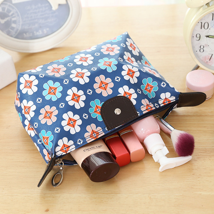 Wholesale Larger Capacity Nylon Fabric Cosmetic Bag Gift Zipper Makeup Bag with Custom Logo Women Travel Storage Bag